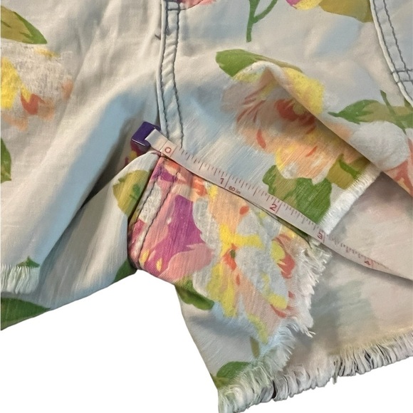 PILCRO ANTHRO FLORAL PATTERN THE WANDERER CUTOFF SHORTS SIZE 31 NWT - Picture 7 of 12